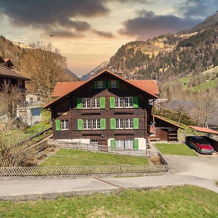 Ferienwohnung Chalet Pironnet With Best Views, Charm And Comfort! Lauterbrunnen Exterior foto